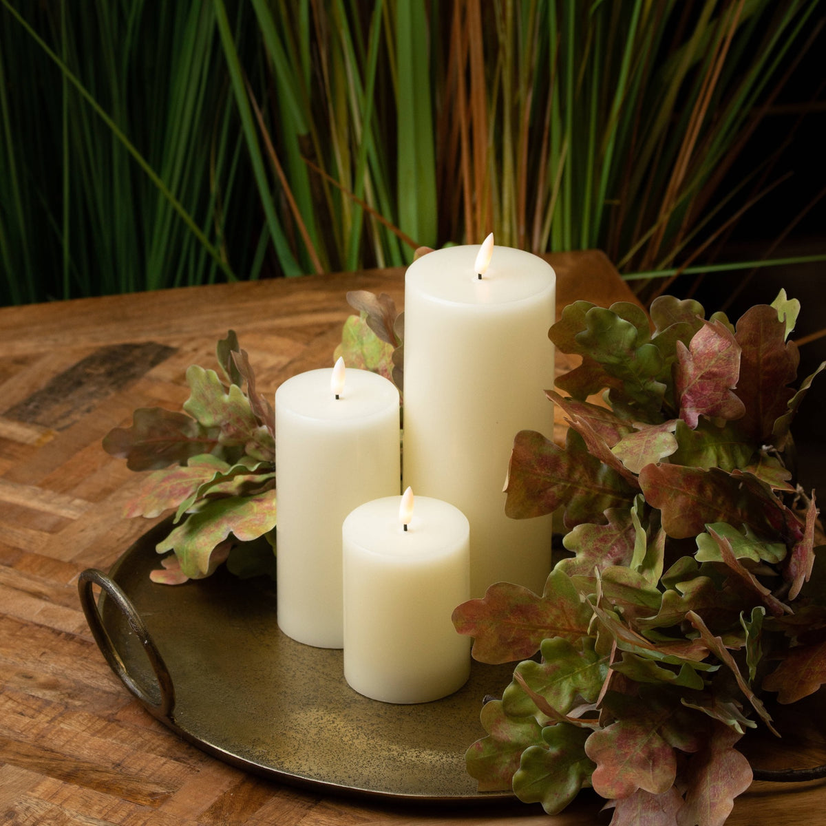 Luxe Collection Natural Glow 3.5 x 9 LED Cream Wax Candle