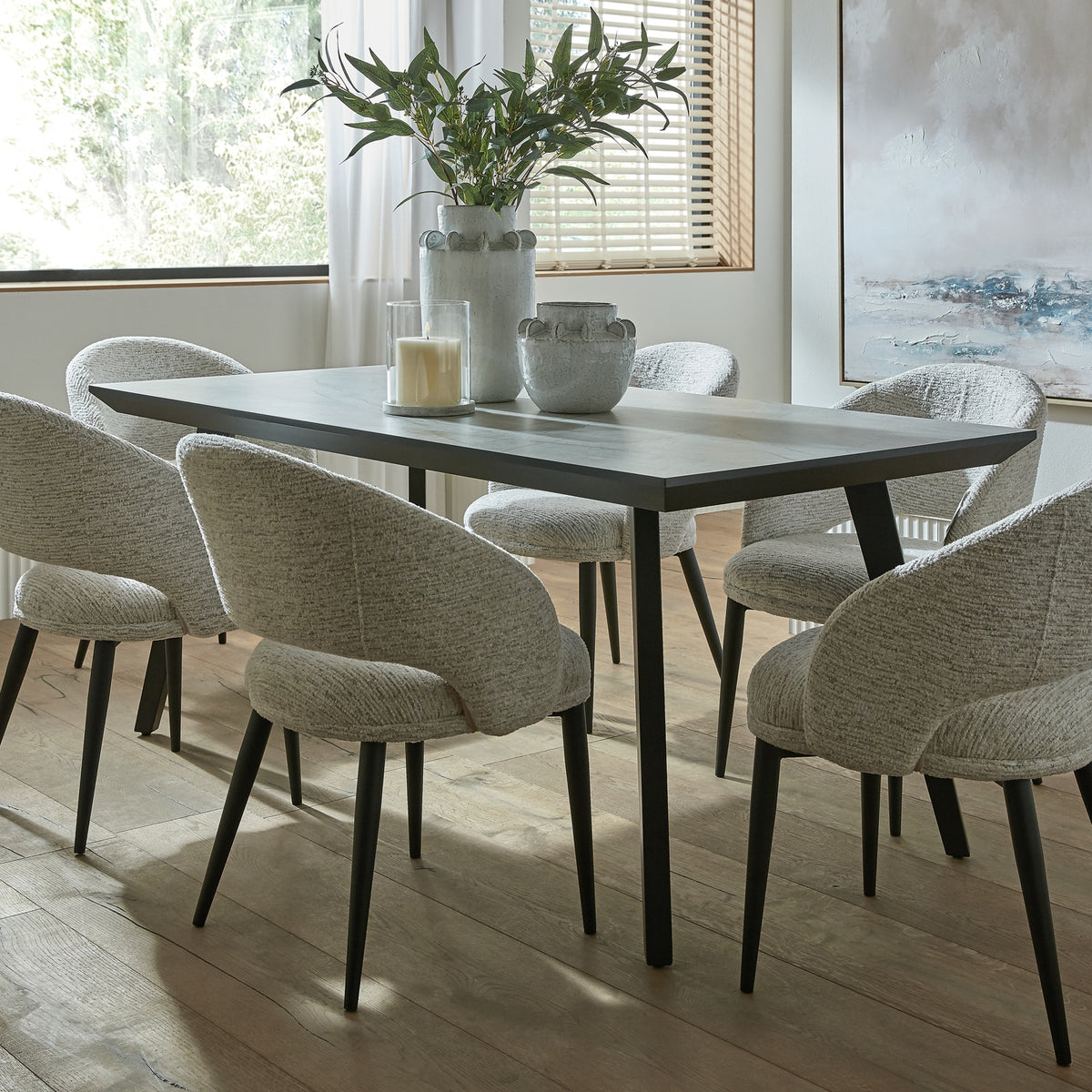 Sorelle Curved Dining Chair